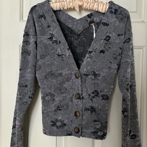 Free people -fitted cardigan. Worn twice